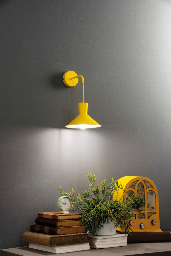 AINUR DI ROSSINI ILLUMINAZIONE: UNA LAMPADA IN STILE INDUSTRIALE SOBRIA E AL CONTEMPO ORIGINALE