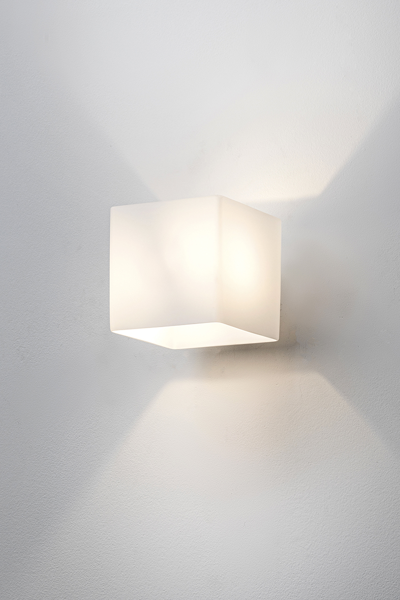 BINNIE - APPLIQUE IN VETRO BIANCO G9 IP20 - immagine 3
