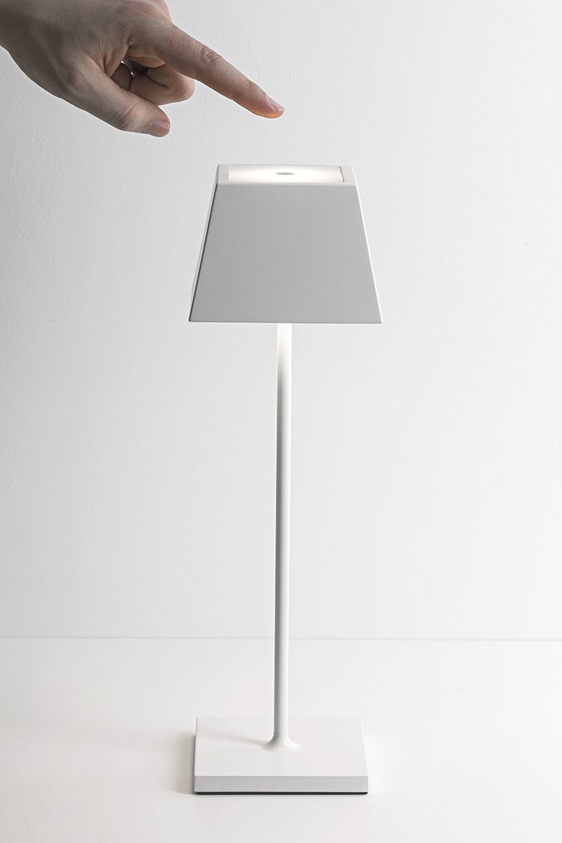 SIESTA - LAMPADA DA TAVOLO PORTATILE AZZURRA LED 2,2W IP54 2700-3000K CRI85 - immagine 5